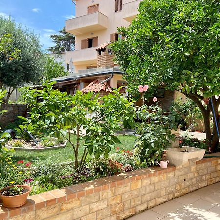 Apartments Leila Мали-Лошинь Экстерьер фото